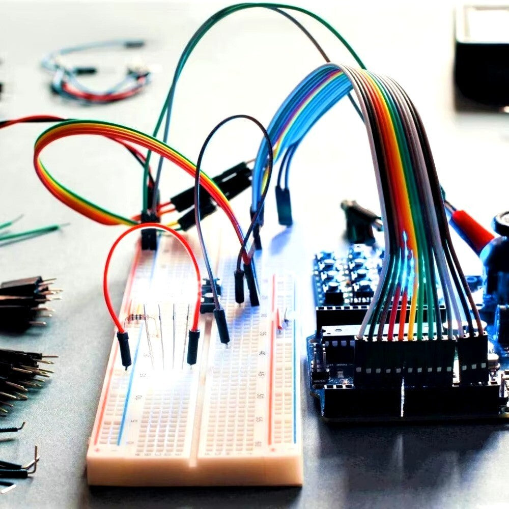 Breadboard Kit: 400pt + 205 Jumper Wires for Arduino/Raspberry Pi Circuits DIY - Dukes Supplies